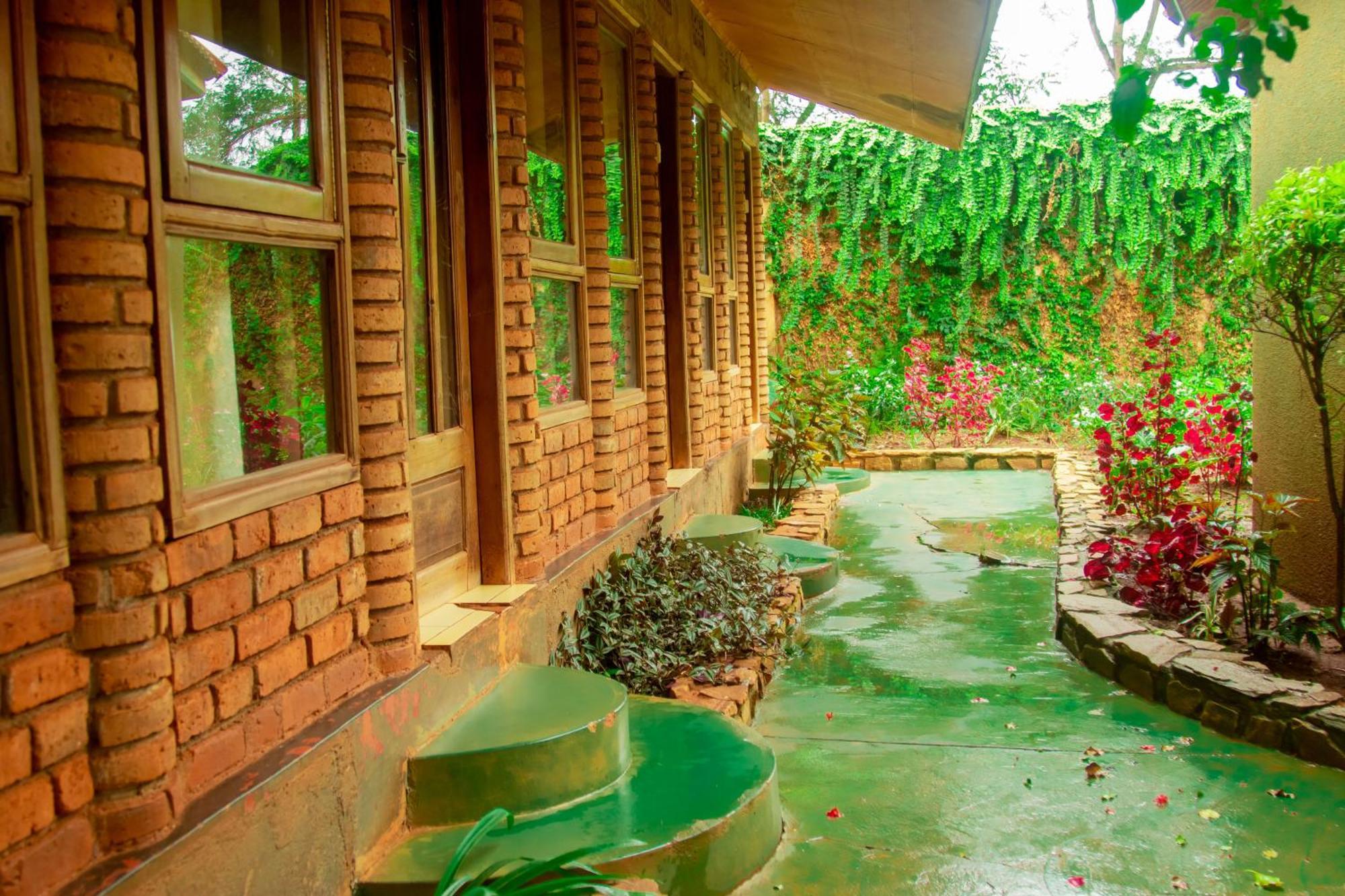 קראטו Ngorongoro Camp And Lodge מראה חיצוני תמונה