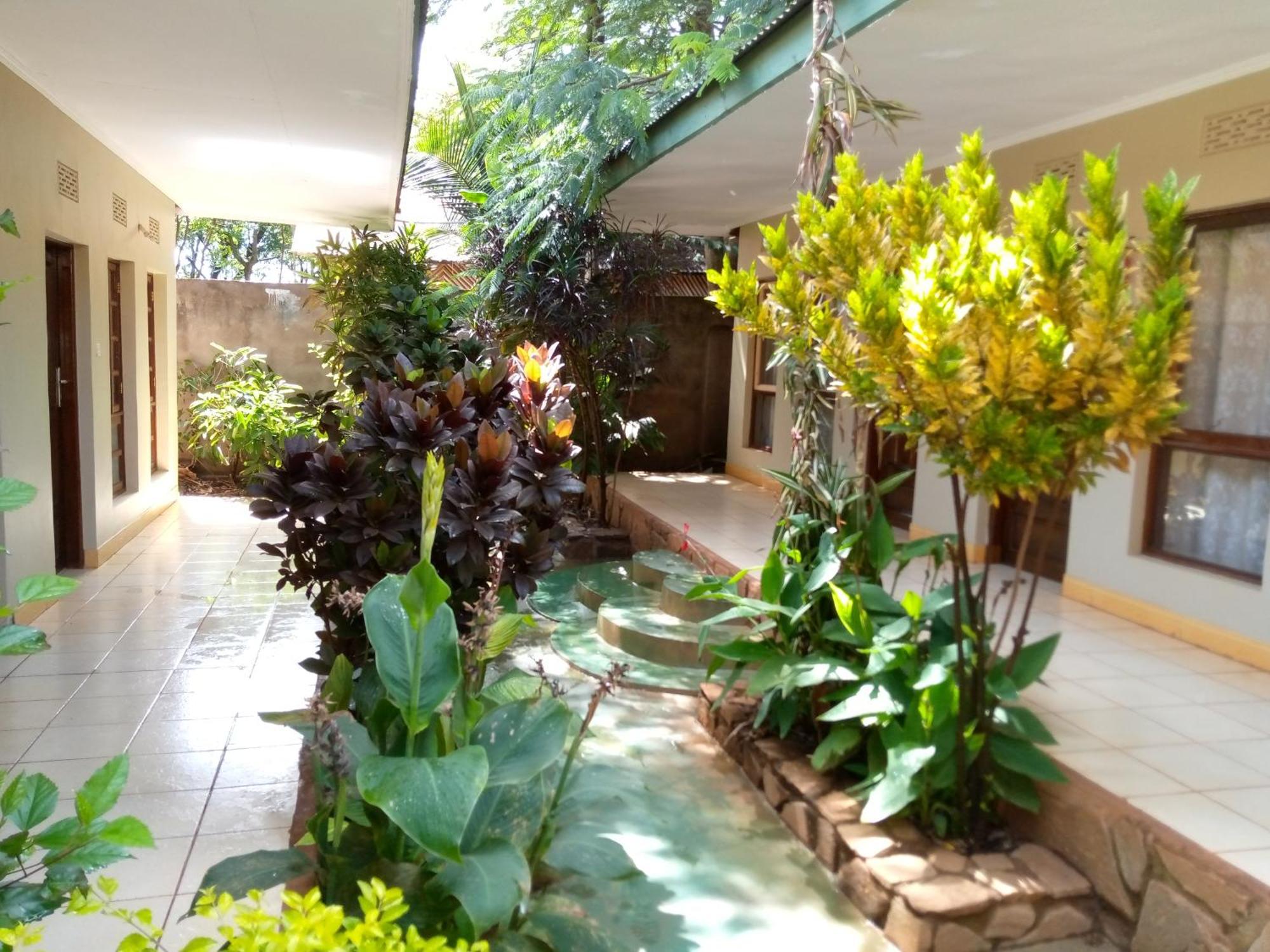 קראטו Ngorongoro Camp And Lodge מראה חיצוני תמונה